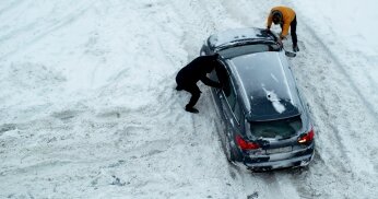 What to know about winter driving and car insurance in Canada
